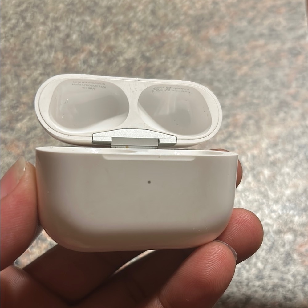 White Wireless Earbuds Charging Case